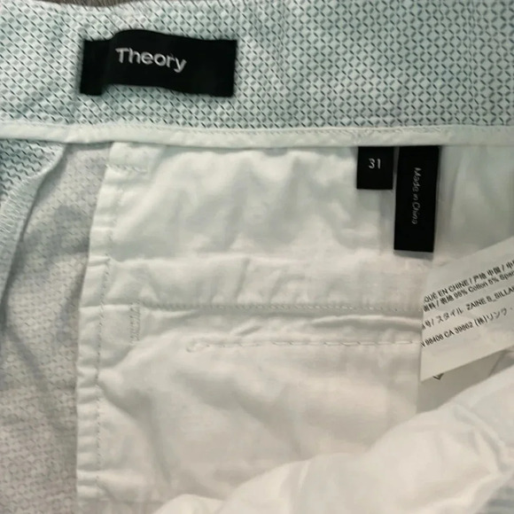 Theory Shorts - Picture 3 of 4